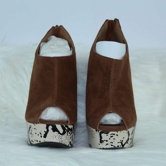 3/$25 Faux Suede Animal Print Peep Toe Wedges - Picture 3 of 4